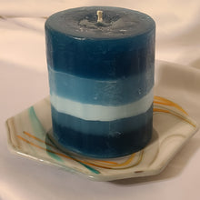 Load image into Gallery viewer, Southwest Vibes II - octagonal fused glass dish
